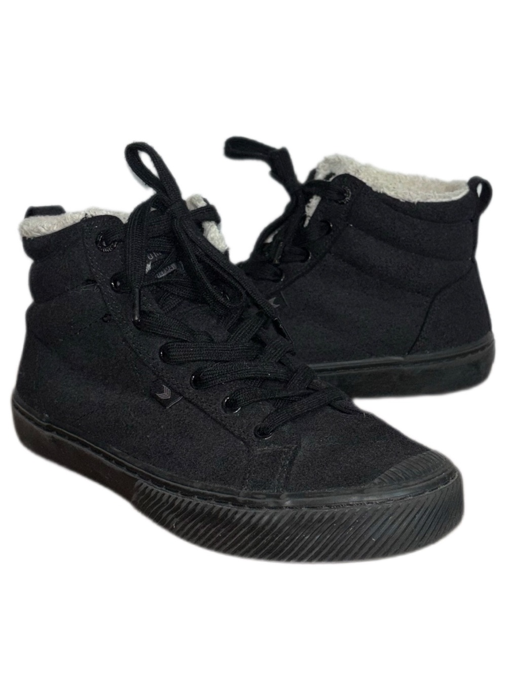 Cariuma OCA Therma High Sneaker Boots All-Black Suede women's size 8 men's 6.5